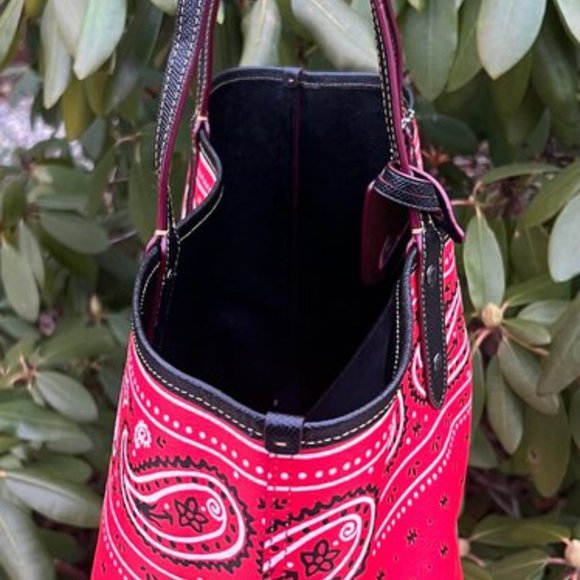 Coach X Disney Prairie Reversible Tote - Picture 5 of 12